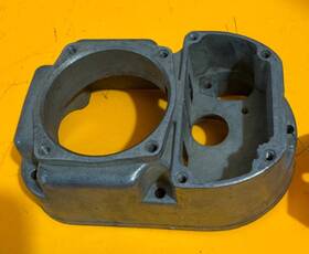 10-106492 Bendix Magneto Housing Used