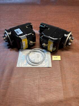 10-550556-103 Bendix Continental Aircraft Engine Magneto Set