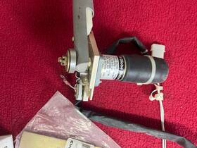 317a407 Cirrus 317a412 Globe Motors Pitch Trim Servo Assy