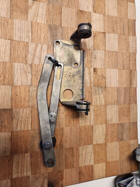 628004 Continental 0-470 Generator Mount And Brackets