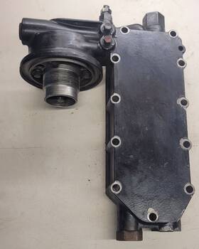 3974325 Cummins 3918403 Genuine Oem Oil Cooler Filter Head 8.3 I6 Isc