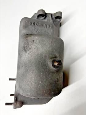 36601 De Havilland Gipsy Major Settling Tank