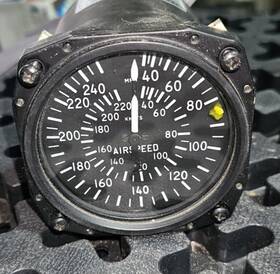 Falcon Asi252mn-3 Gauge Airspeed Indicator - Low Time 200hrs With Yellow Tag Usa