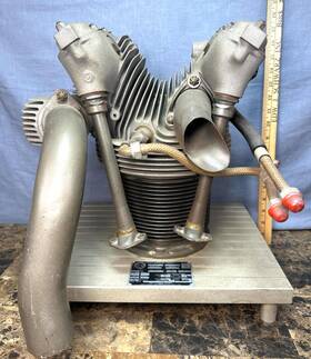 R-985-an Pratt & Whitney Wwii And R-985 Wasp Junior Radial Aircraft Engine Cylinder With Stand