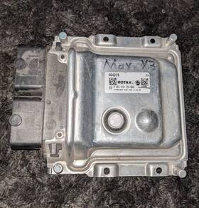 464215 Rotax