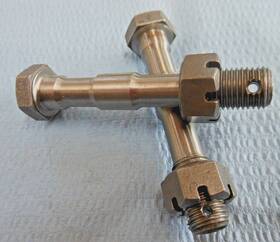 626140 Tcm Continental 629340 2 470 520 500 Series Connecting Rod Bolts And Nuts