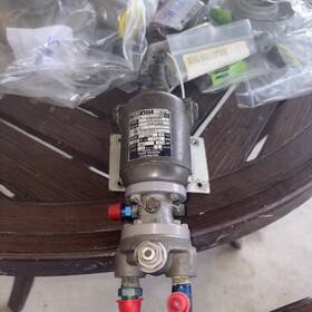 A-4033-a The Weldon Tool Co. Pump Assy