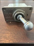 7270-1-15, MS24509A-15, 15A Klixon Aircraft Toggle Circuit Breaker. Fixed Price $65.00.
