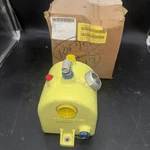 Hydraulic Oil Fluid Tank Bell UH1H 204-076-004 New Helicopter Part 00-872-1154. Fixed Price $890.99.