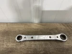 Snap-on Ratcheting Double Box End Wrench 9/16" 5/8" 12-POINT Usa Made R1820. Fixed Price $11.98.